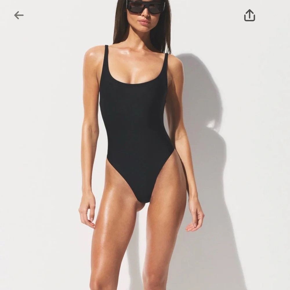 SKIMS SWIM SCOOP NECK ONE PIECE SIZE 2XL